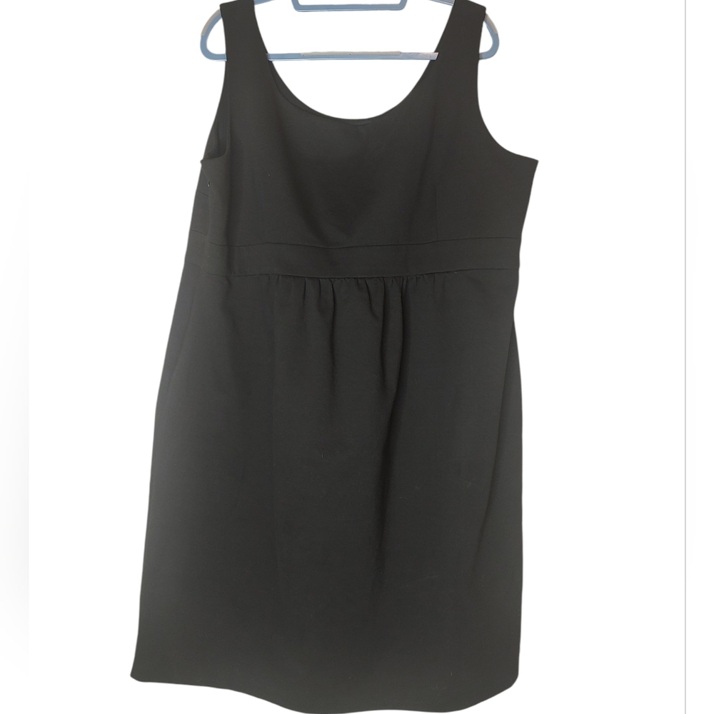 Dressbarn Black Dress 22W Sleeveless Midi Empire Waist‎